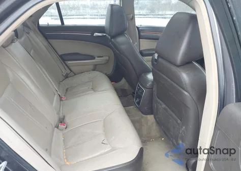 2013 Chrysler 300C Luxury Series Awd z USA, uszkodzony, nr VIN 2C3CCASTXDH590974